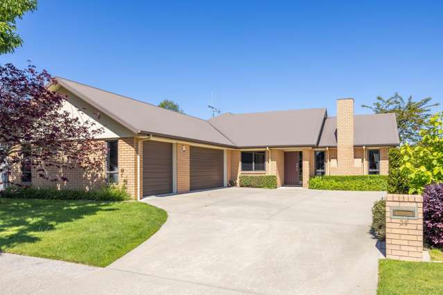 Four, three, two in Sought-After Huntington