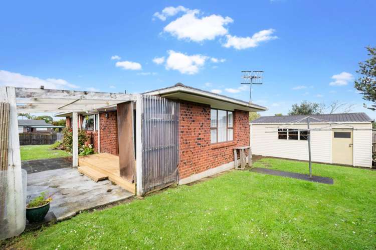49 Luton Avenue Sunnyhills_11
