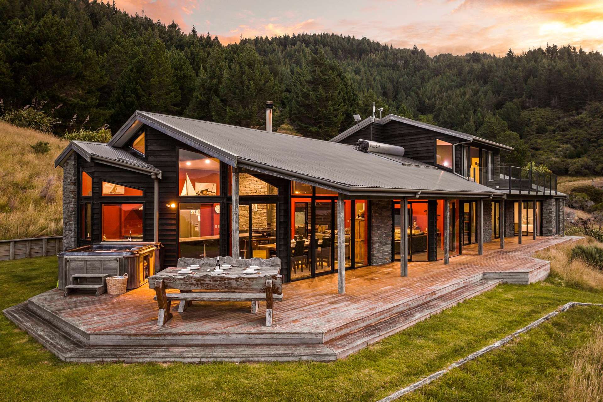 528 Oyster Bay Marlborough Sounds_0