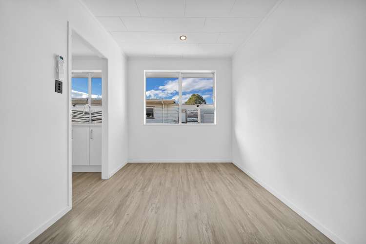1/21 Woodside Road Massey_12
