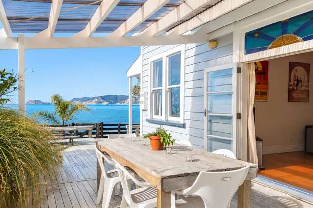 165 Beach Road Tokomaru Bay_2