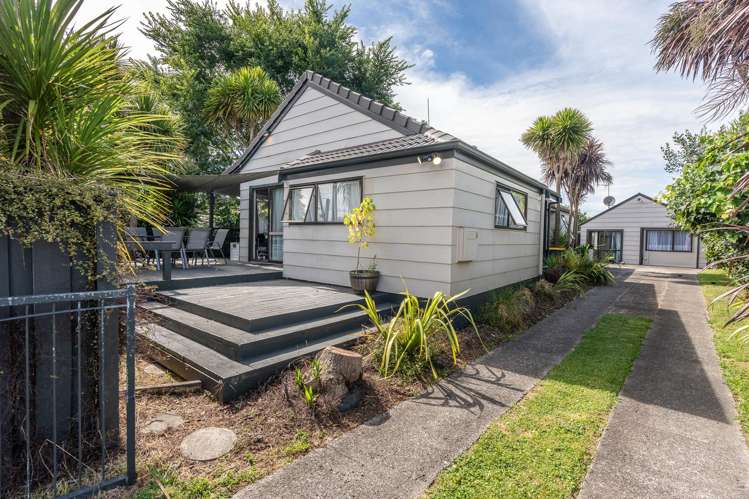 17 Kentucky Crescent Nawton_0