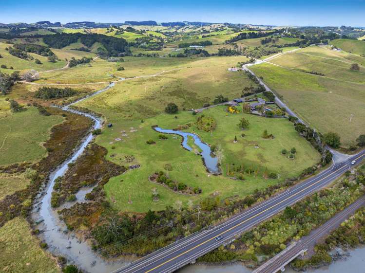 660 Kaipara Coast Highway Helensville_17