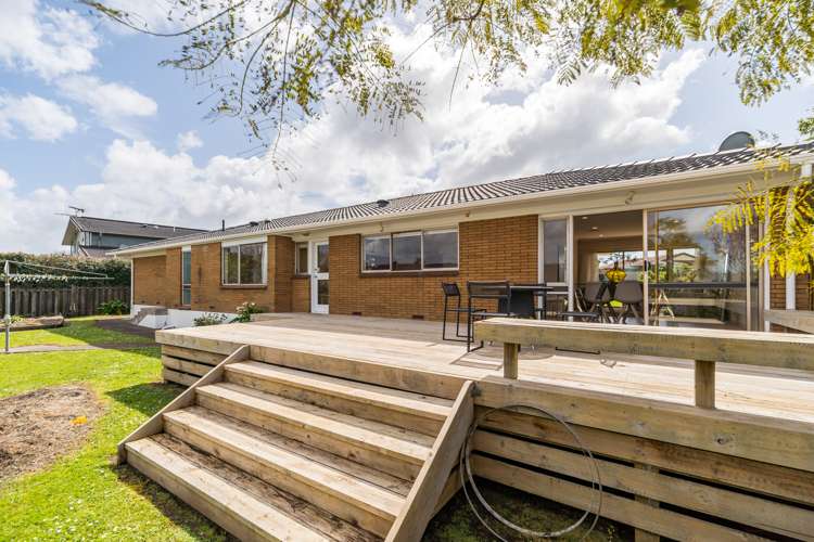 3 Serrita Avenue Sunnyhills_25