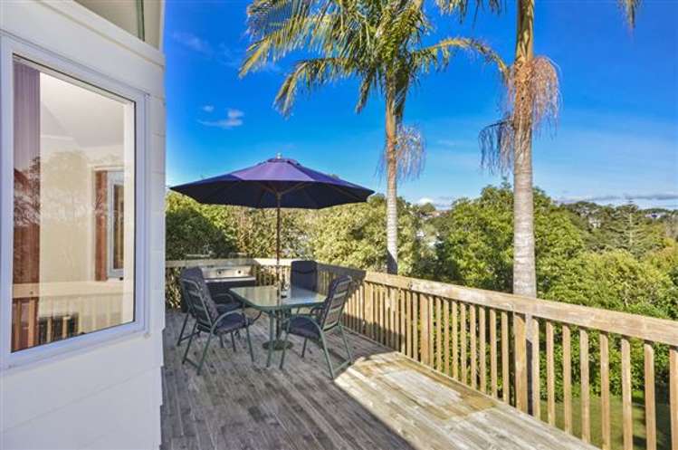 8 Tree View Avenue Glenfield_30