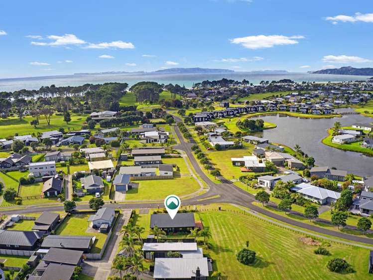 101 Kelly Jade Avenue Matarangi_30