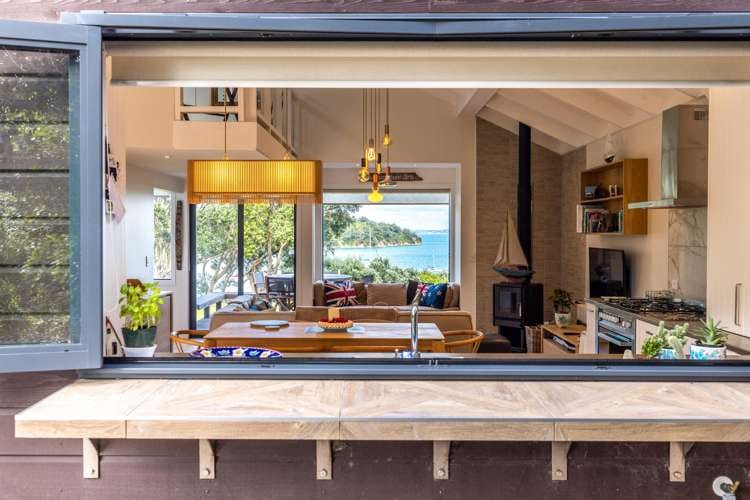 14 Esslin Road Surfdale_2