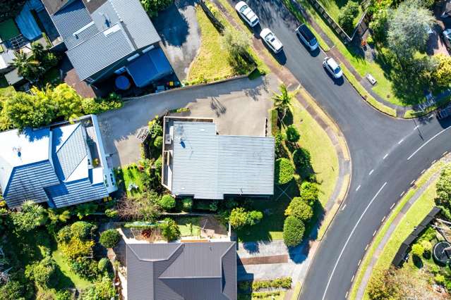 1/1 Jeanette Place Mairangi Bay_1