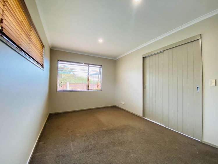 42 Accent Drive Flat Bush_6