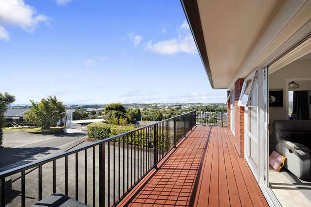 8 Hillcrest Street Glen Avon_1