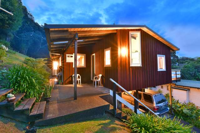 20 Glenelg Road Red Beach_2