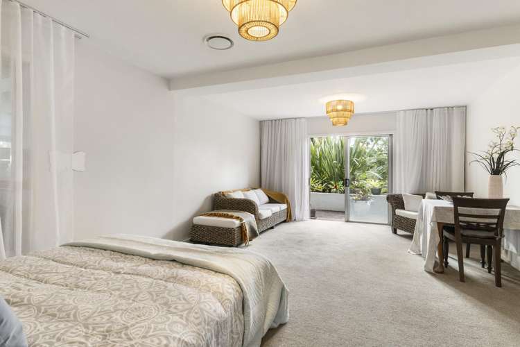 88 Scenic Drive Titirangi_23