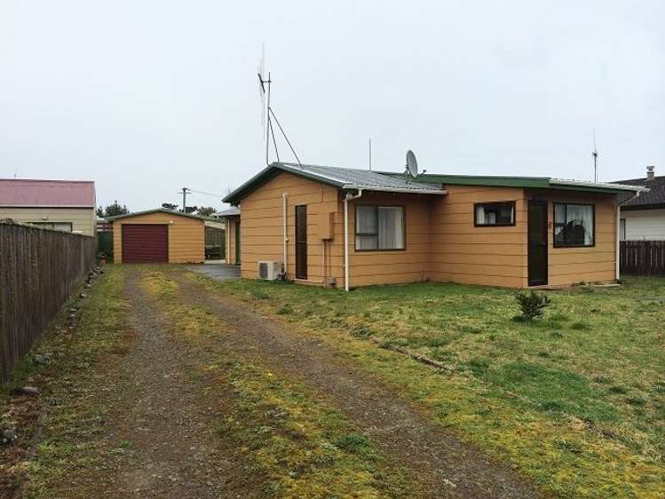 14 Cousins Avenue East_0