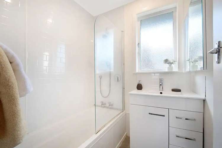 16 Peter Buck Road New Windsor_16