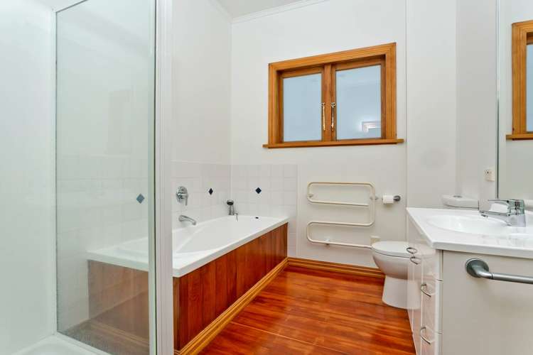 60 Northboro Road Belmont_13