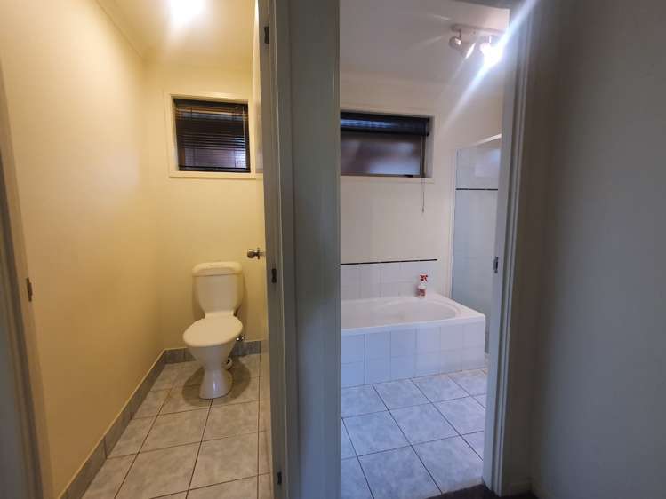 145 Roberta Crescent Orewa_12