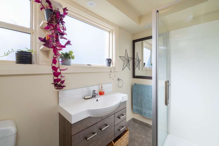 7 Sawtell Place Northcote_10