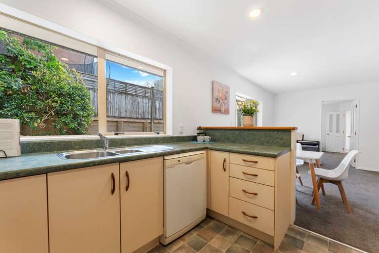 1a Intrepid Place Torbay_13