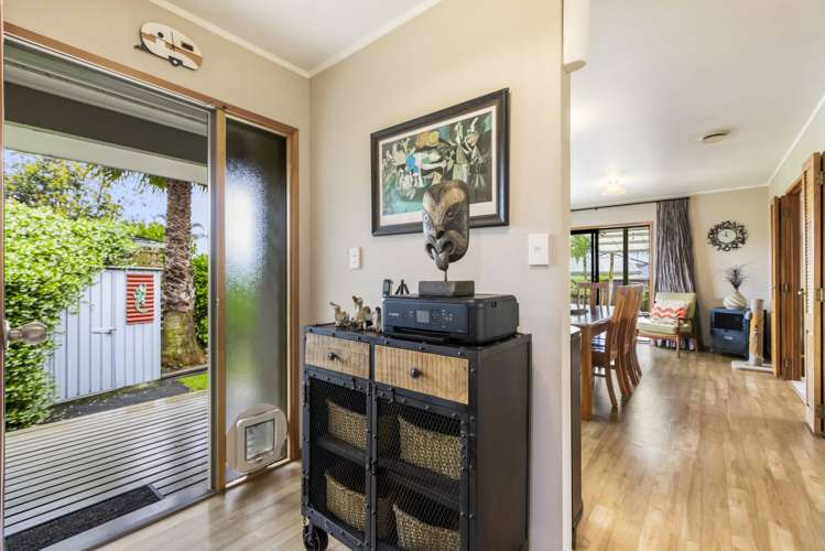 39 Lakeside Drive Pahurehure_12