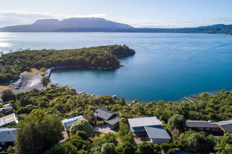 81 Spencer Road Lake Tarawera_21