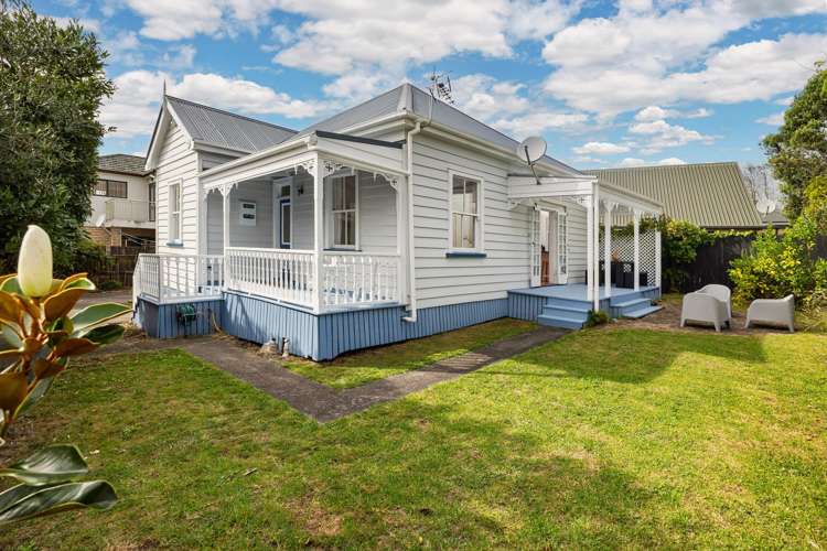 2/13 Tasman Avenue Mount Albert_24