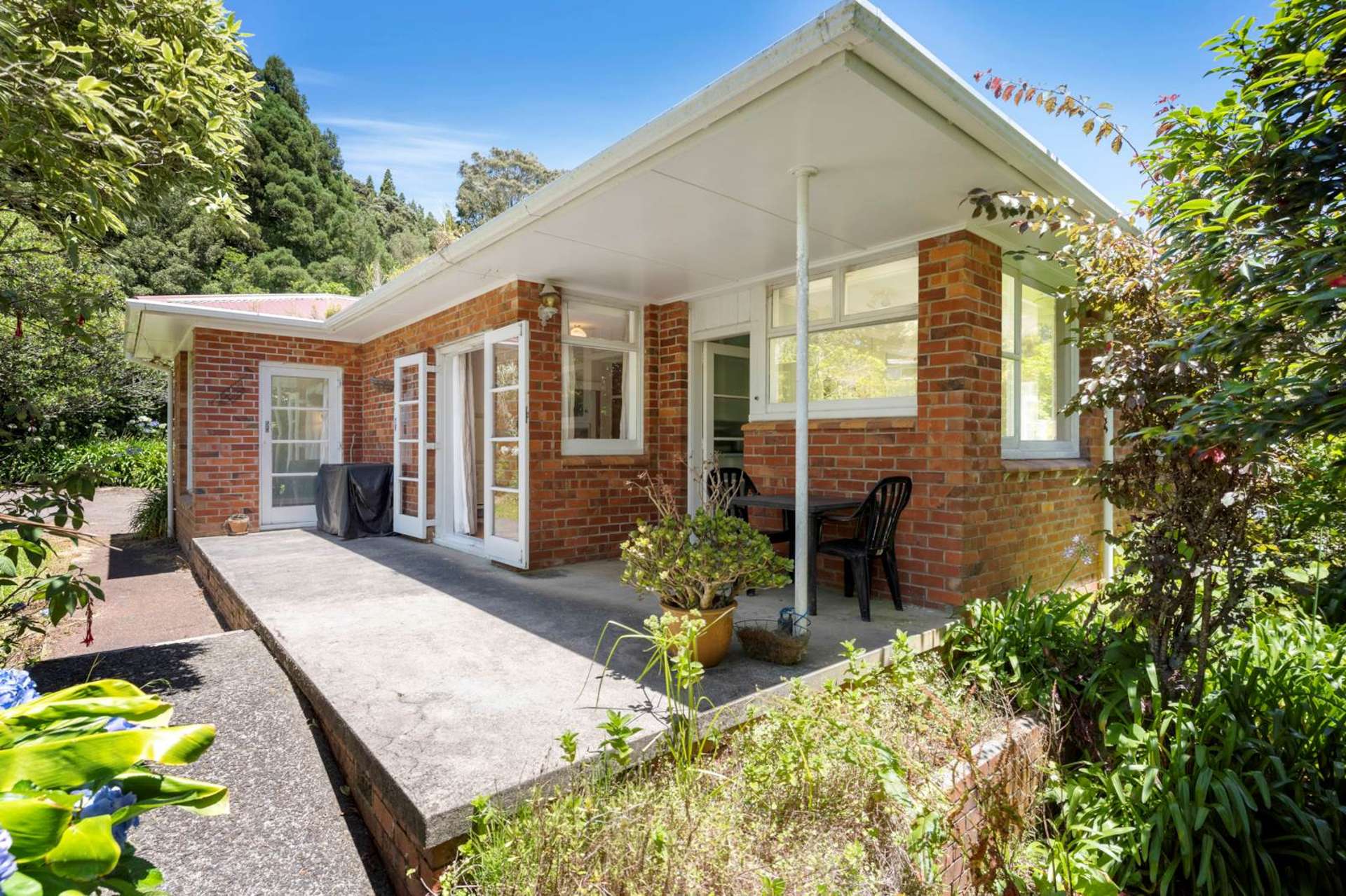 161 Scenic Drive Titirangi_0