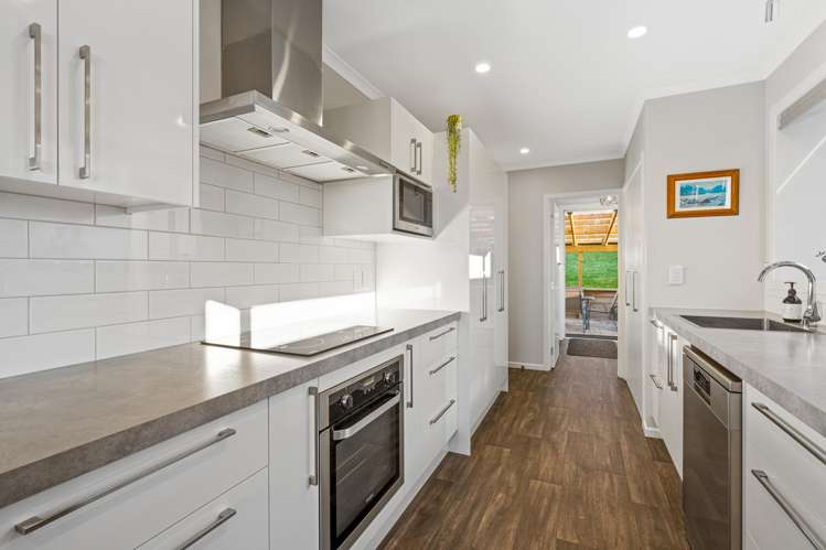 8 Mcdonald Street Brockville_6