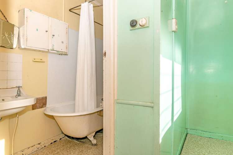 104 Iranui Road Inner Kaiti_13