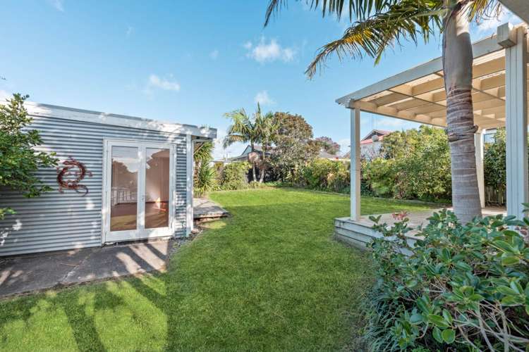 19 Tasman Avenue Mount Albert_16