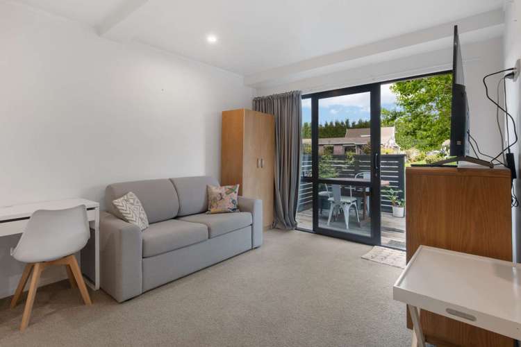 11 Bayfair Drive Mount Maunganui_17