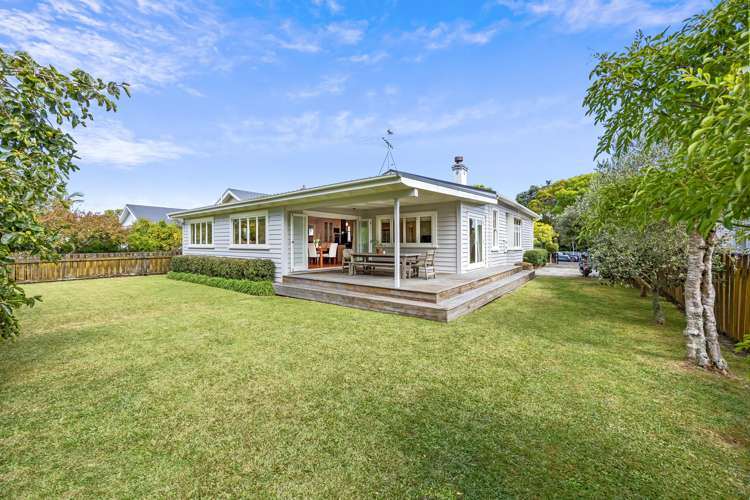 7 Hasbury Avenue Epsom_0