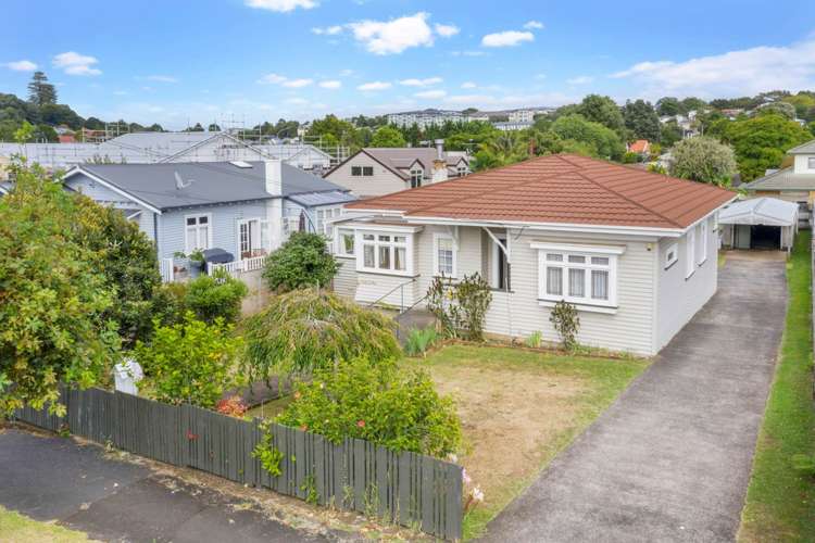 19 Peet Avenue Royal Oak_8