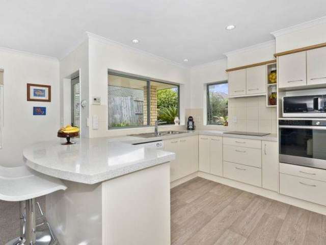 214 Kilkenny Drive East Tamaki Heights_1