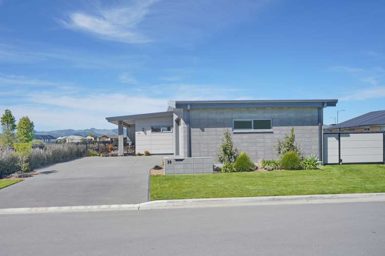 39 Blunden Road Lincoln_25