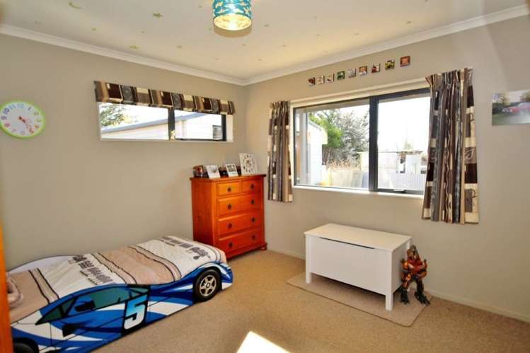 4 Paterson Road Mosgiel_10