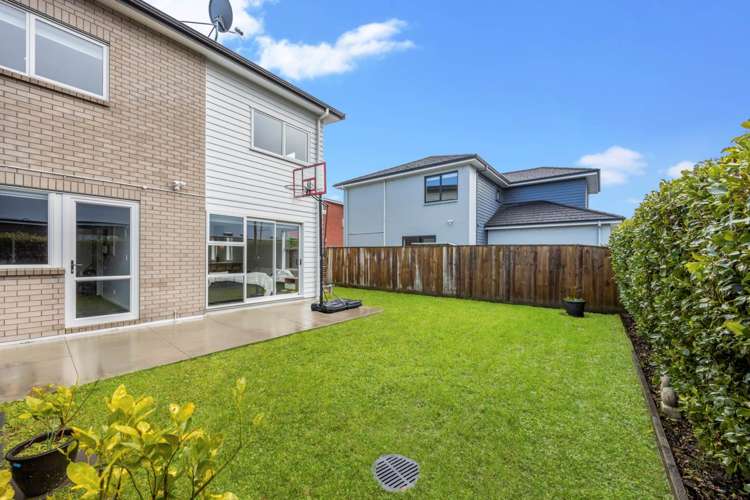 48 Vincent McGrath Crescent Swanson_13