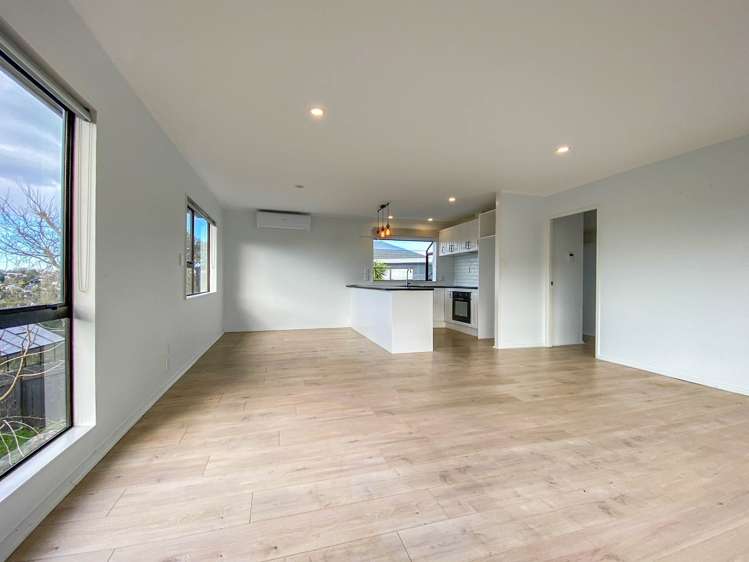 2/14 Heathglen Place Bayview_6