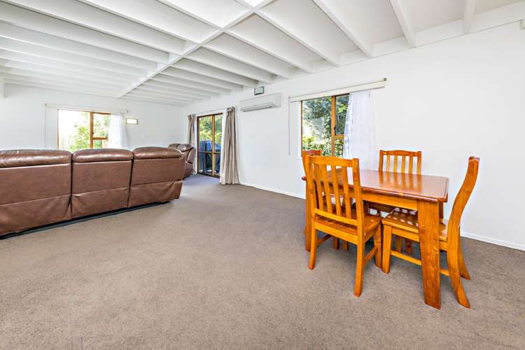 2/8 Sentosa Place Clover Park_2