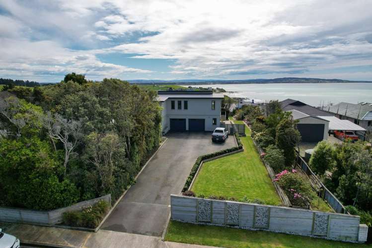 36 Rata Street Kaka Point_3