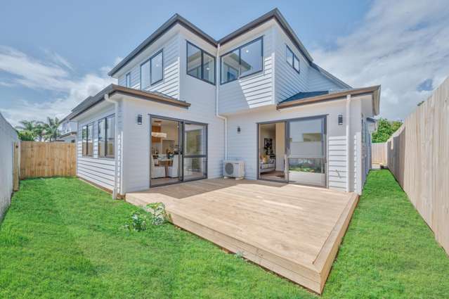 Seaside NEW BUILD 5 BED Standalone