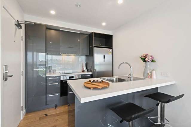 1202/8 Lakewood Court Manukau_2