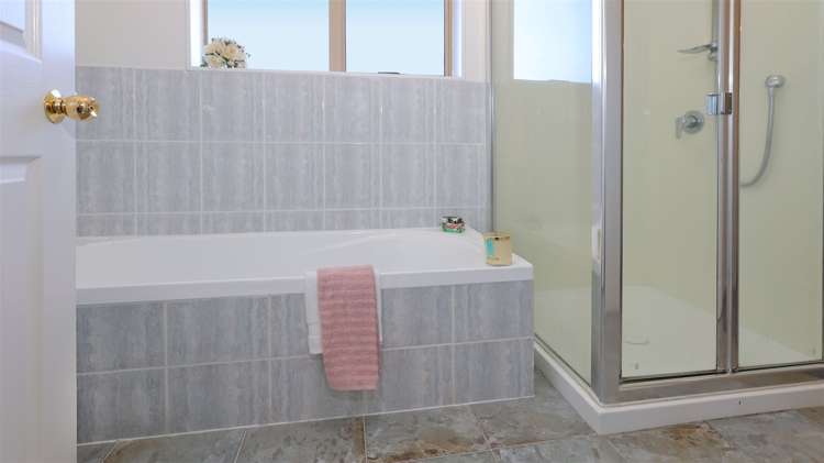 40 Basra Drive Henderson_14