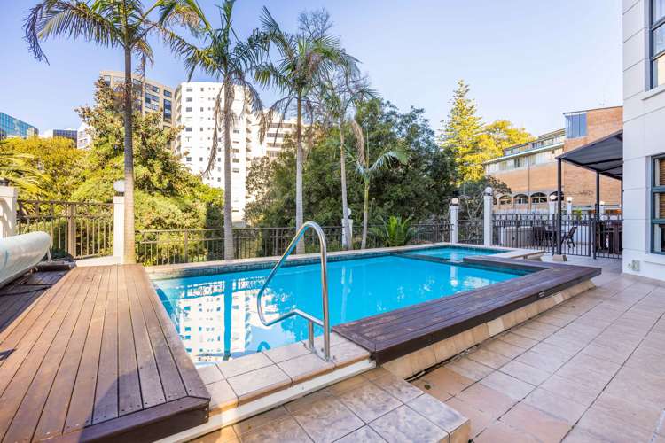 1q/100 Greys Avenue Auckland Central_15