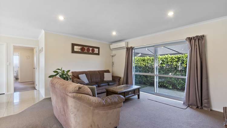 8 Raupo Place Rototuna North_5