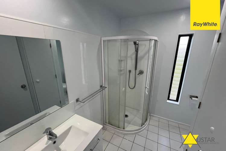 13/12 Ambrico Place New Lynn_11