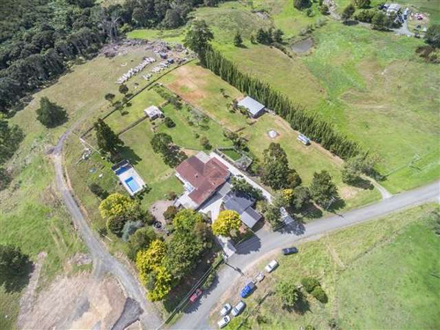 11 Russell Road Wainui_1