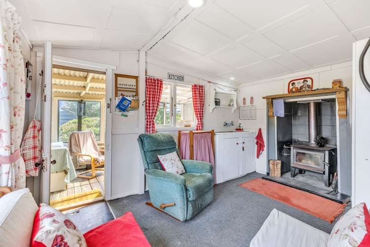 251 Wakanui Beach Road_4