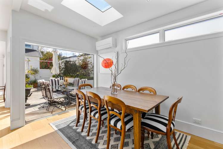 205 Collingwood Street Nelson Central_24