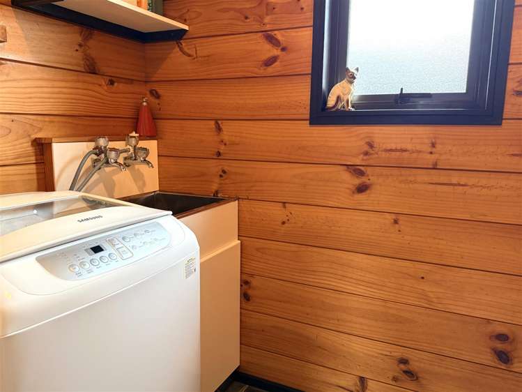 2 Jamieson Road Karoro_29