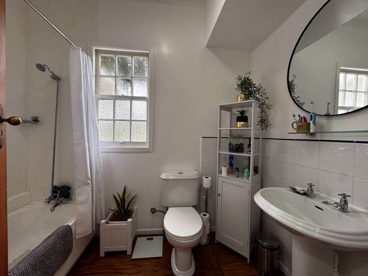 49 Kohu Road Titirangi_12